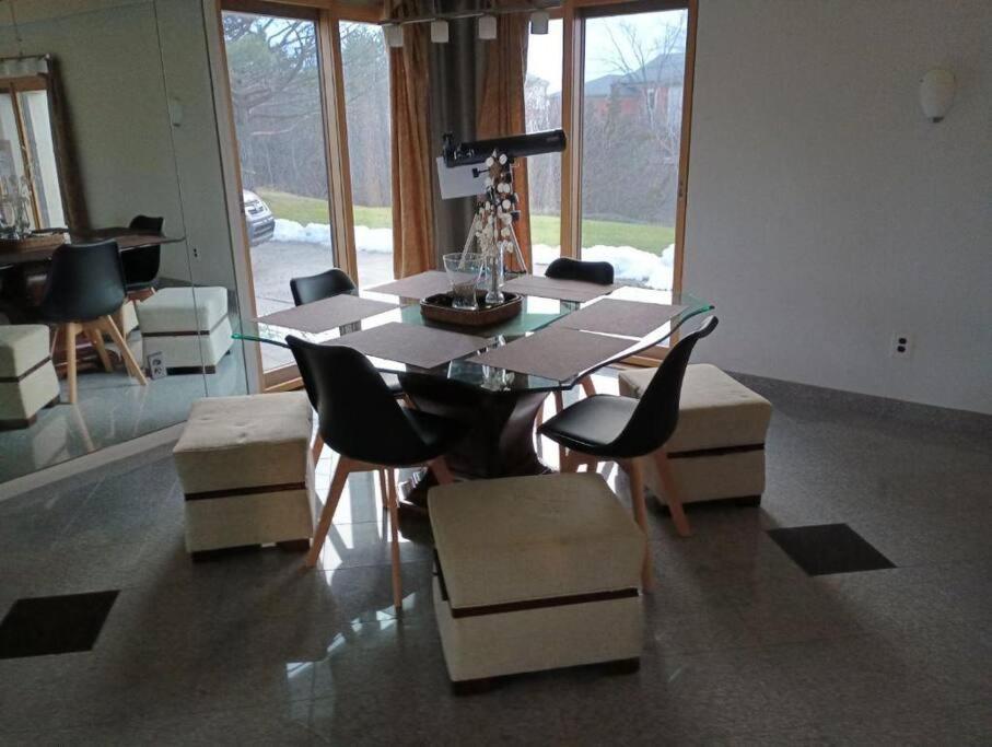 Urban Oasis-Lake/Beach/Boat In City. Sleeps 8-12. Orchard Lake Exteriör bild