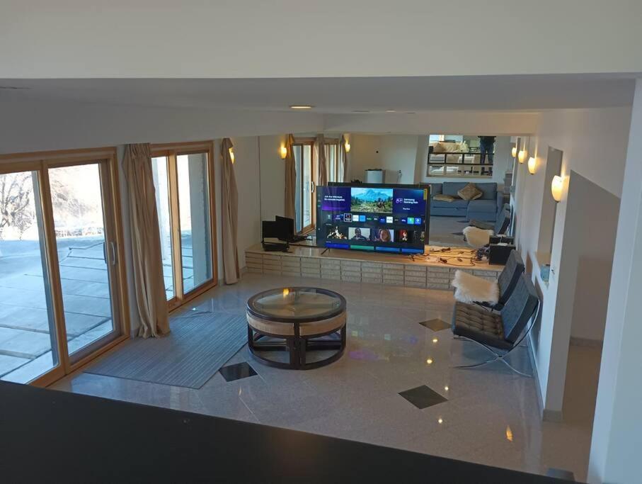 Urban Oasis-Lake/Beach/Boat In City. Sleeps 8-12. Orchard Lake Exteriör bild